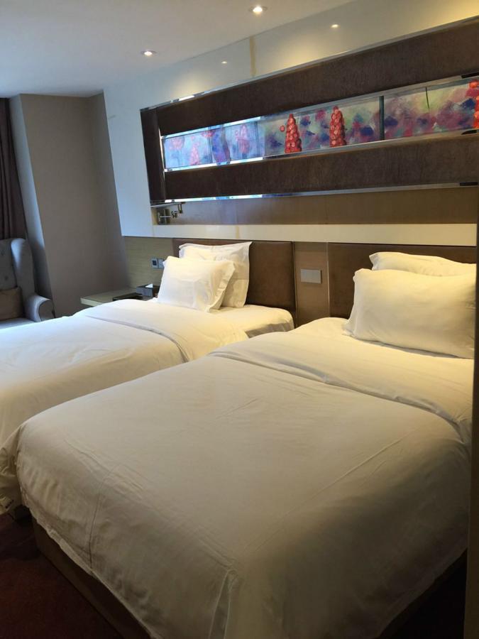 Lavande Hotel Guangzhou Ximenkou Metro Exteriör bild