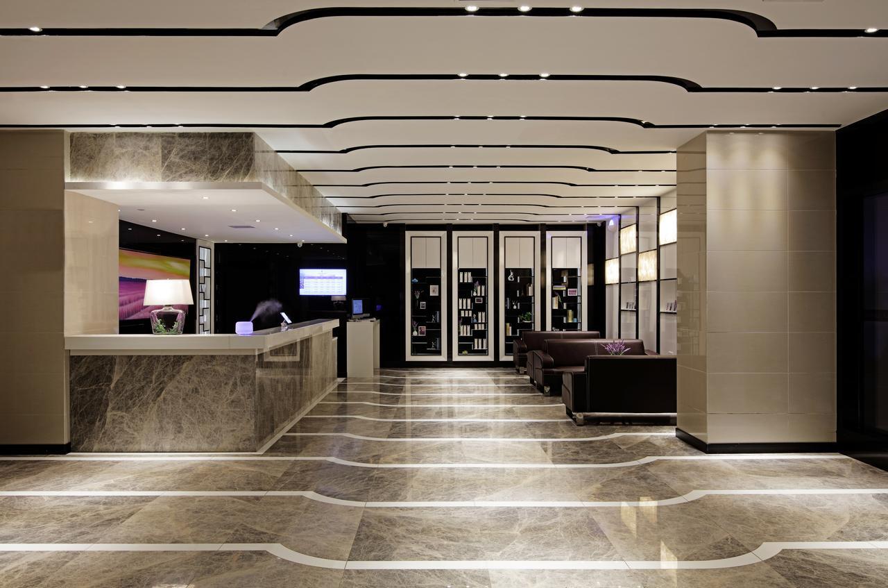 Lavande Hotel Guangzhou Ximenkou Metro Exteriör bild